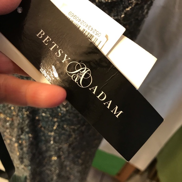 🆕 Betsy & Adams Silver Sequin Dress size 14 - Picture 4 of 5